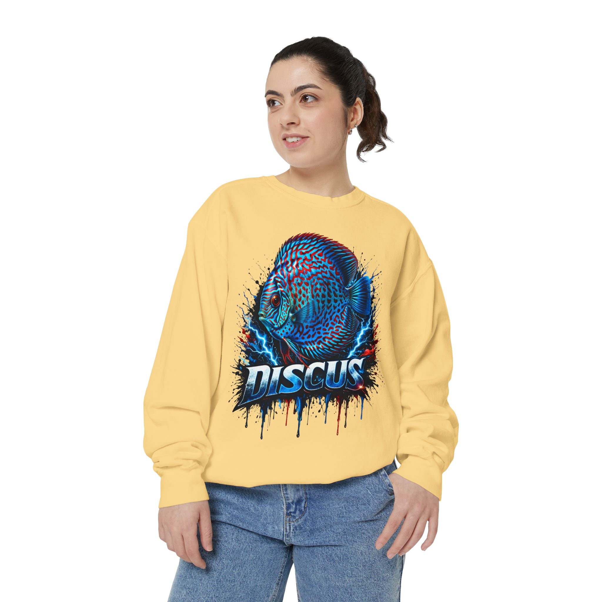 Discus Fish Graphic Sweatshirt — Vibrant Aquarium Lover Crewneck