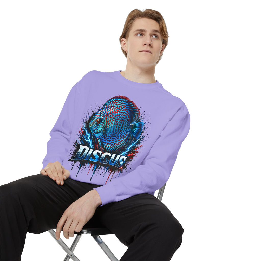 Discus Fish Graphic Sweatshirt — Vibrant Aquarium Lover Crewneck