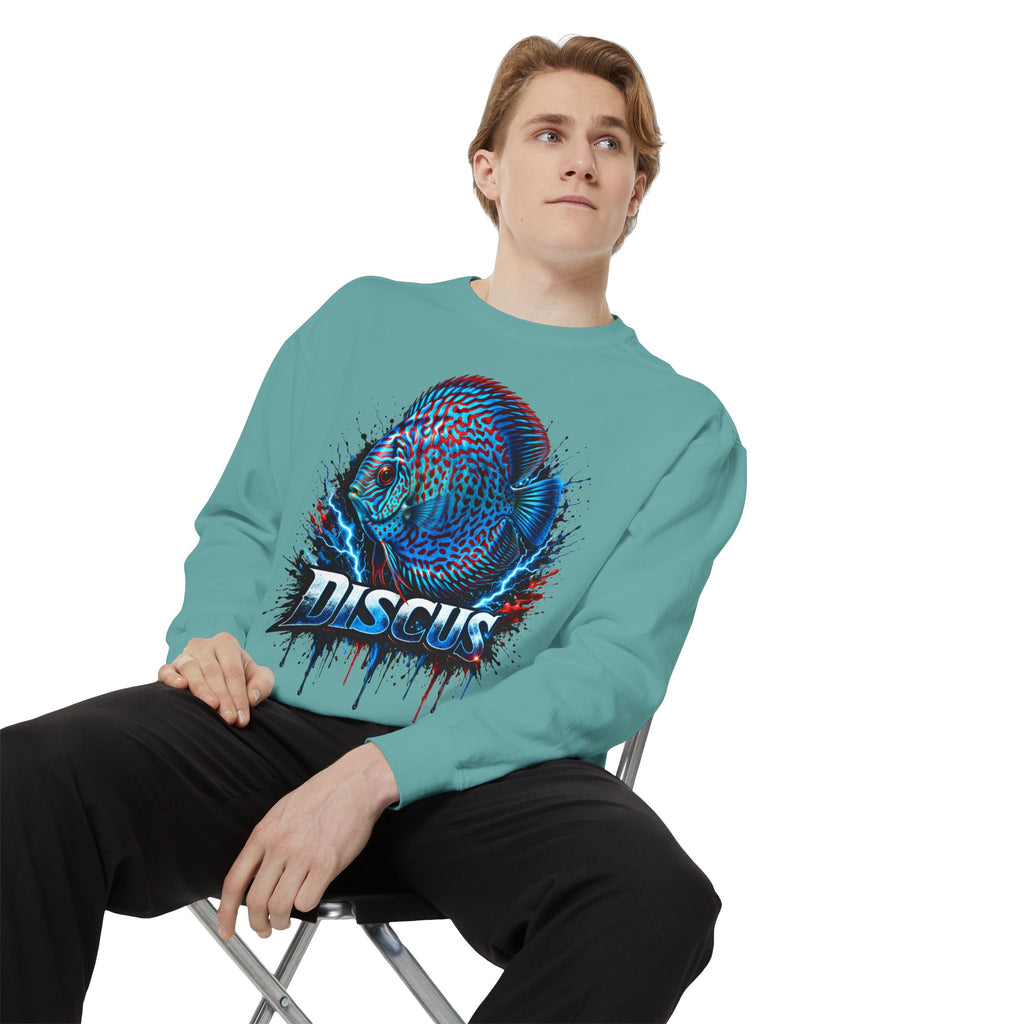 Discus Fish Graphic Sweatshirt — Vibrant Aquarium Lover Crewneck