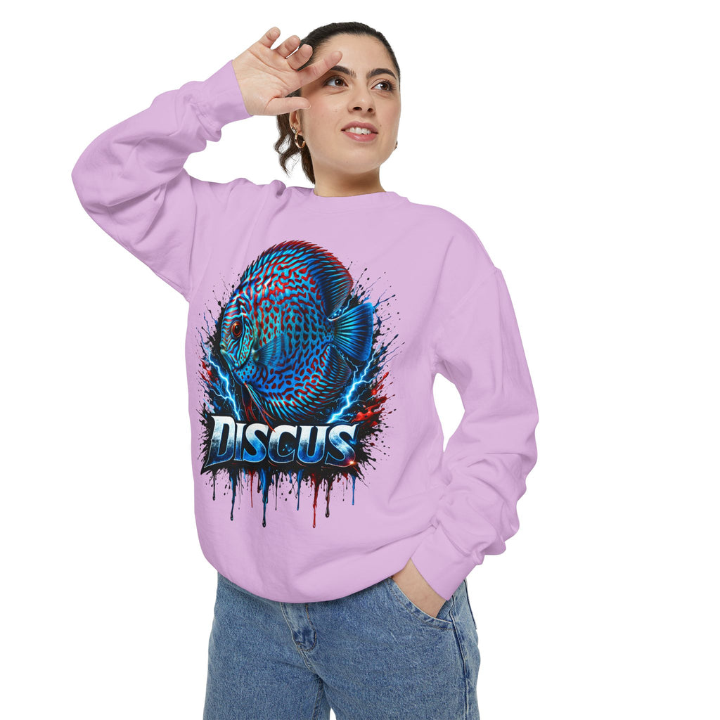 Discus Fish Graphic Sweatshirt — Vibrant Aquarium Lover Crewneck
