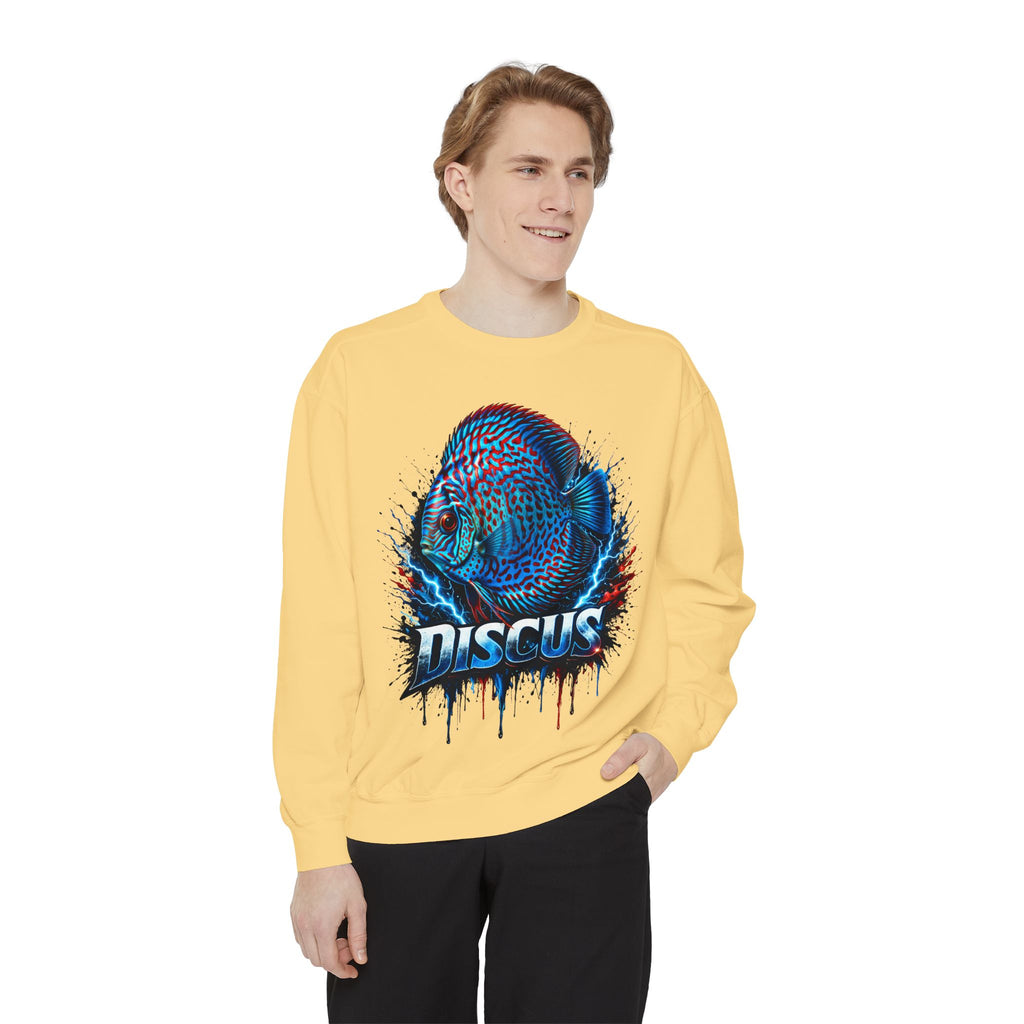 Discus Fish Graphic Sweatshirt — Vibrant Aquarium Lover Crewneck