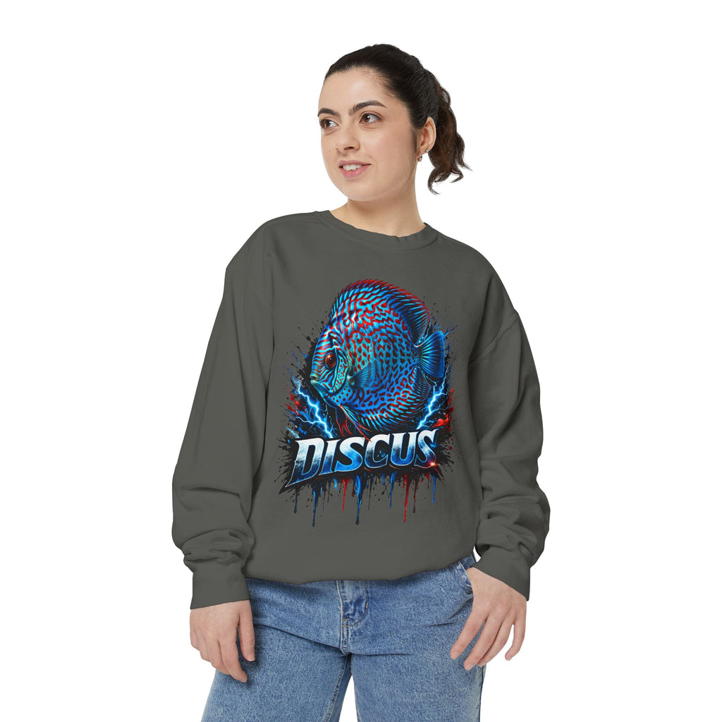 Discus Fish Graphic Sweatshirt — Vibrant Aquarium Lover Crewneck